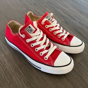 Red Converse Women’s 7 Men’s 5
